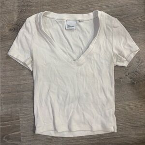 TNA Cream V-Neck Short Sleeve Tee